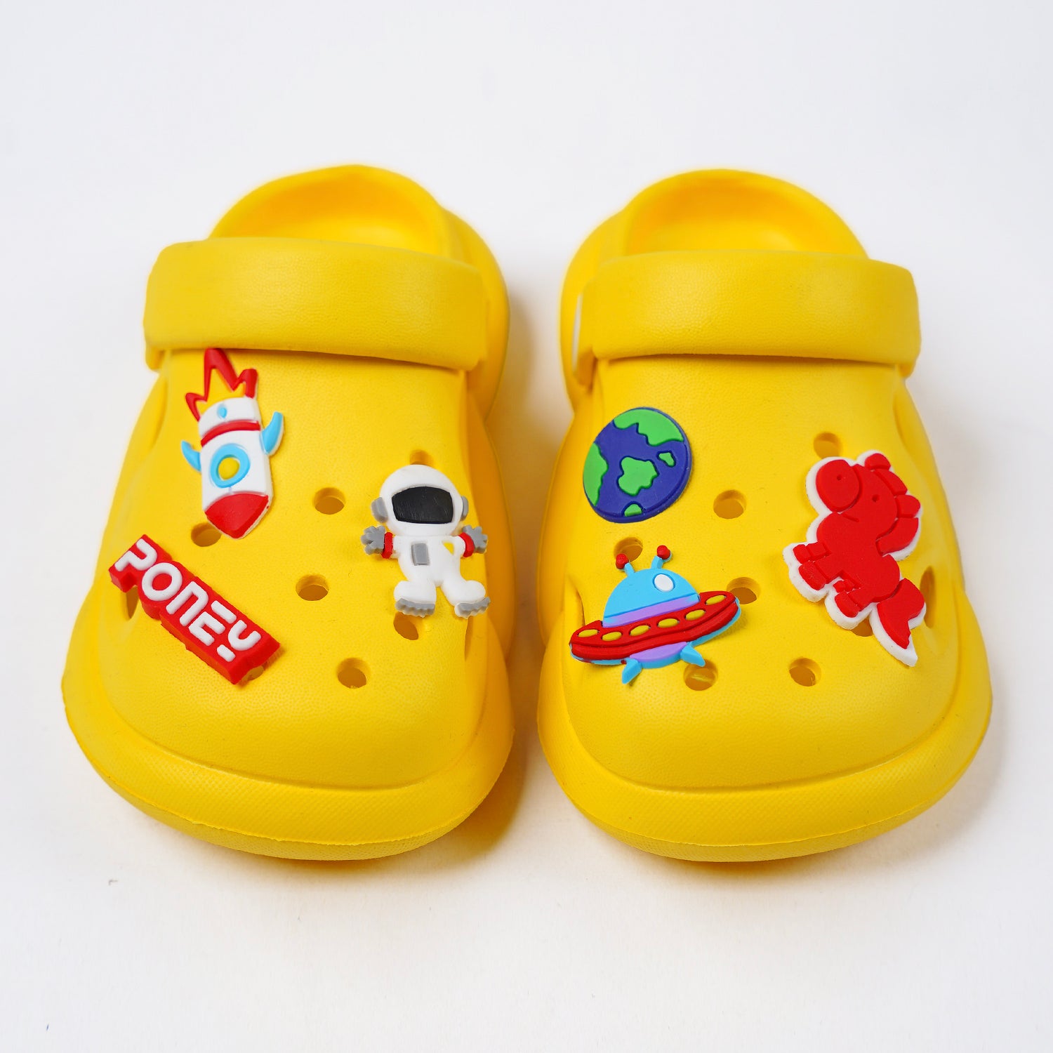 winnie pooh croc charms｜TikTok Search