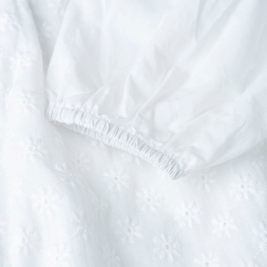 White Long Sleeves Embroidered Cottton Blouse