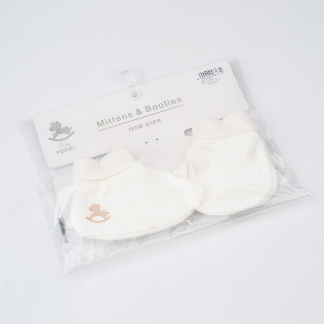 Baby Poney Boys White MIttens & Booties