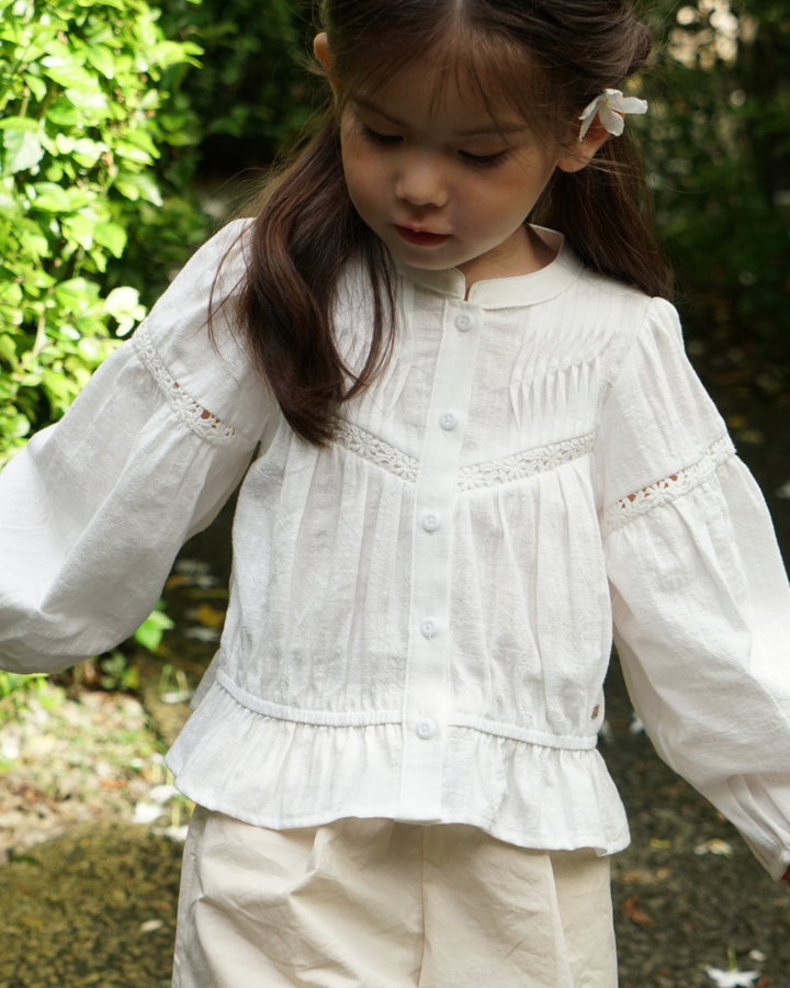 Poney Girls White Elegant Lace Insert Long Sleeve Blouse