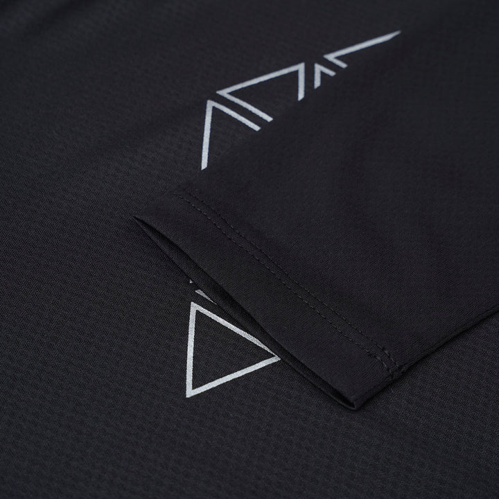 Black Round Neck Long Sleeve Top