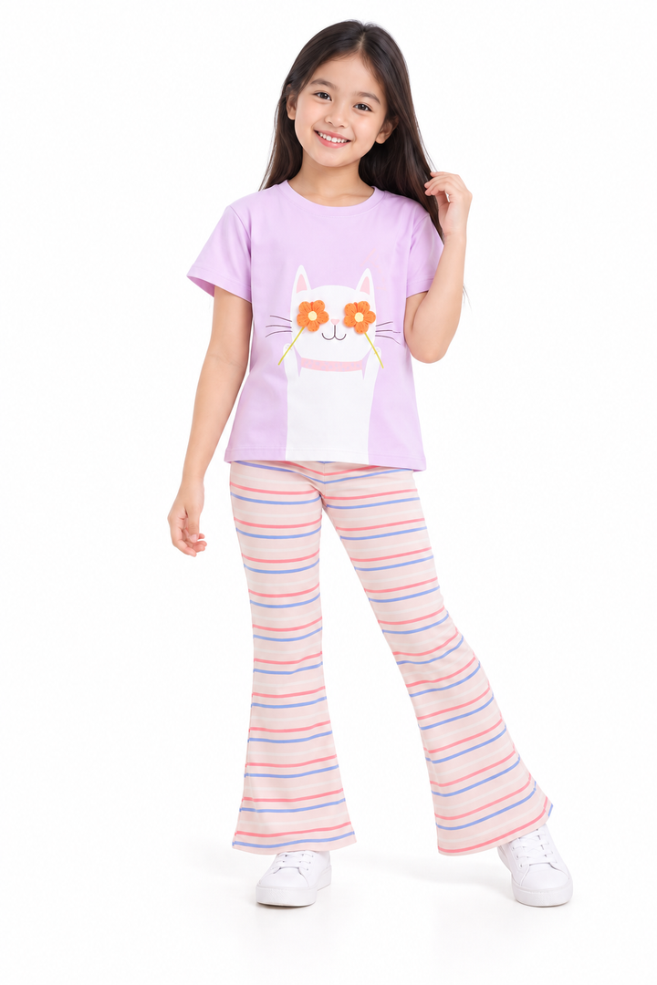 Peekaboo Kitty Short Sleeve Tee (Loose Fit)