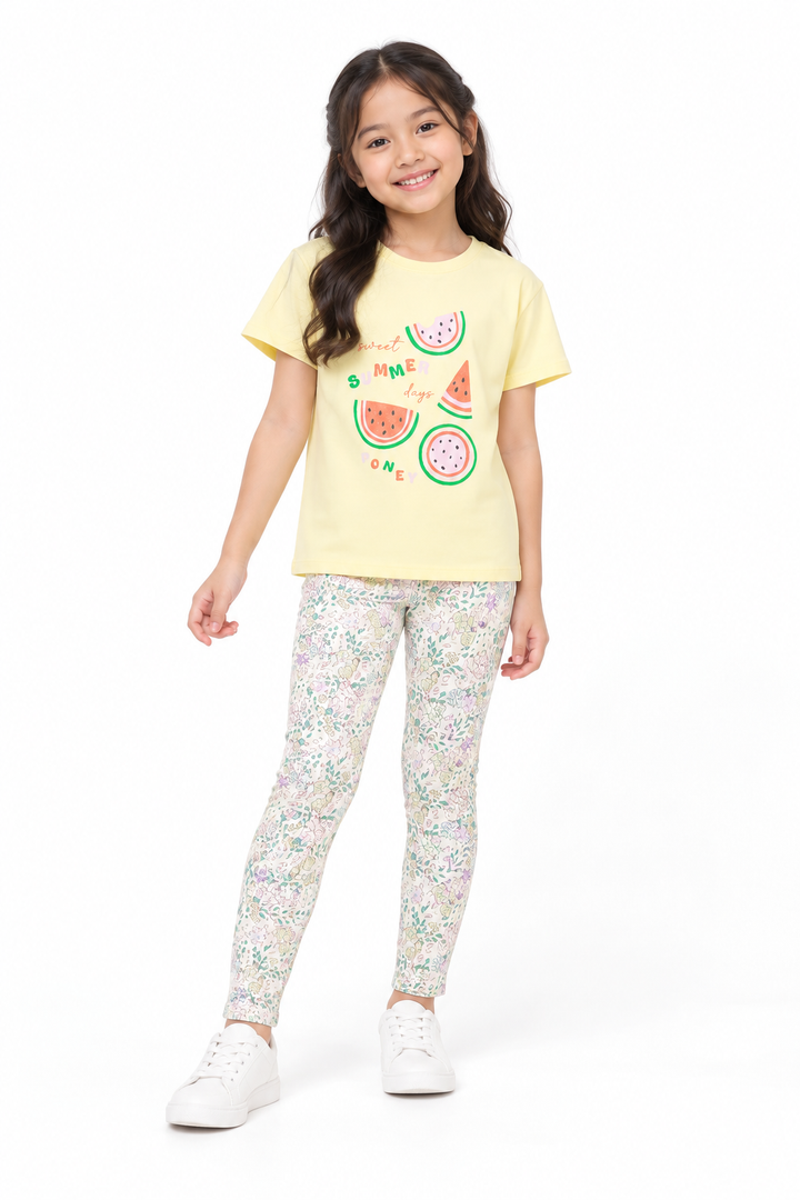 Sweet Summer Days Short Sleeve Tee (Loose Fit)