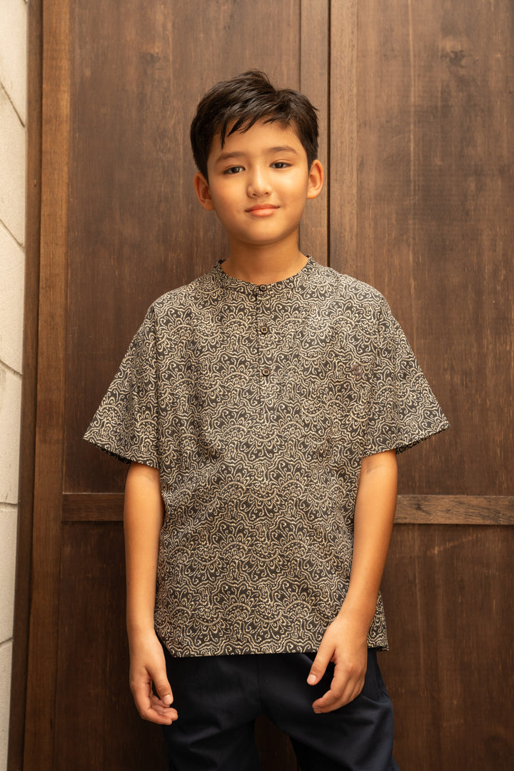 Poney Boys Dark Grey Kipas Tangan Short Sleeve Shirt