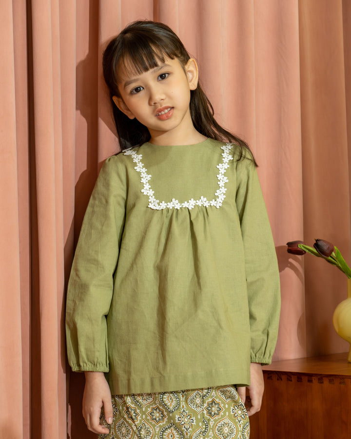 Poney Girls Hana Green Long Sleeve Blouse