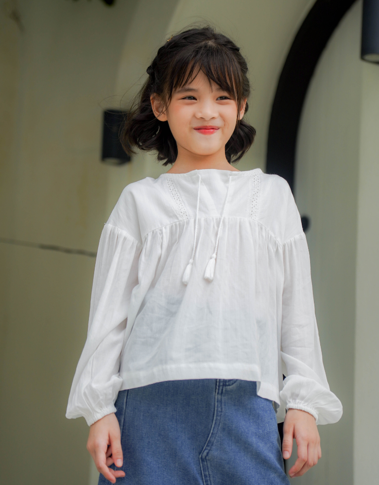 Poney Girls White Gathered Long Sleeve Blouse