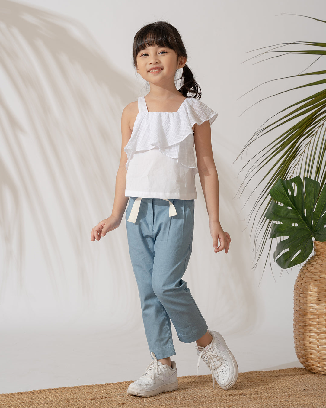 Poney Girls Sleeveless Blouse with Lace Ruffles
